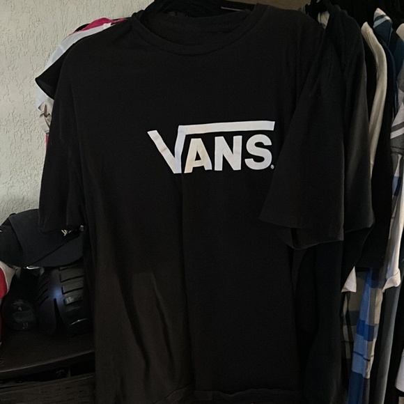 Tops - Picture 5 of 6